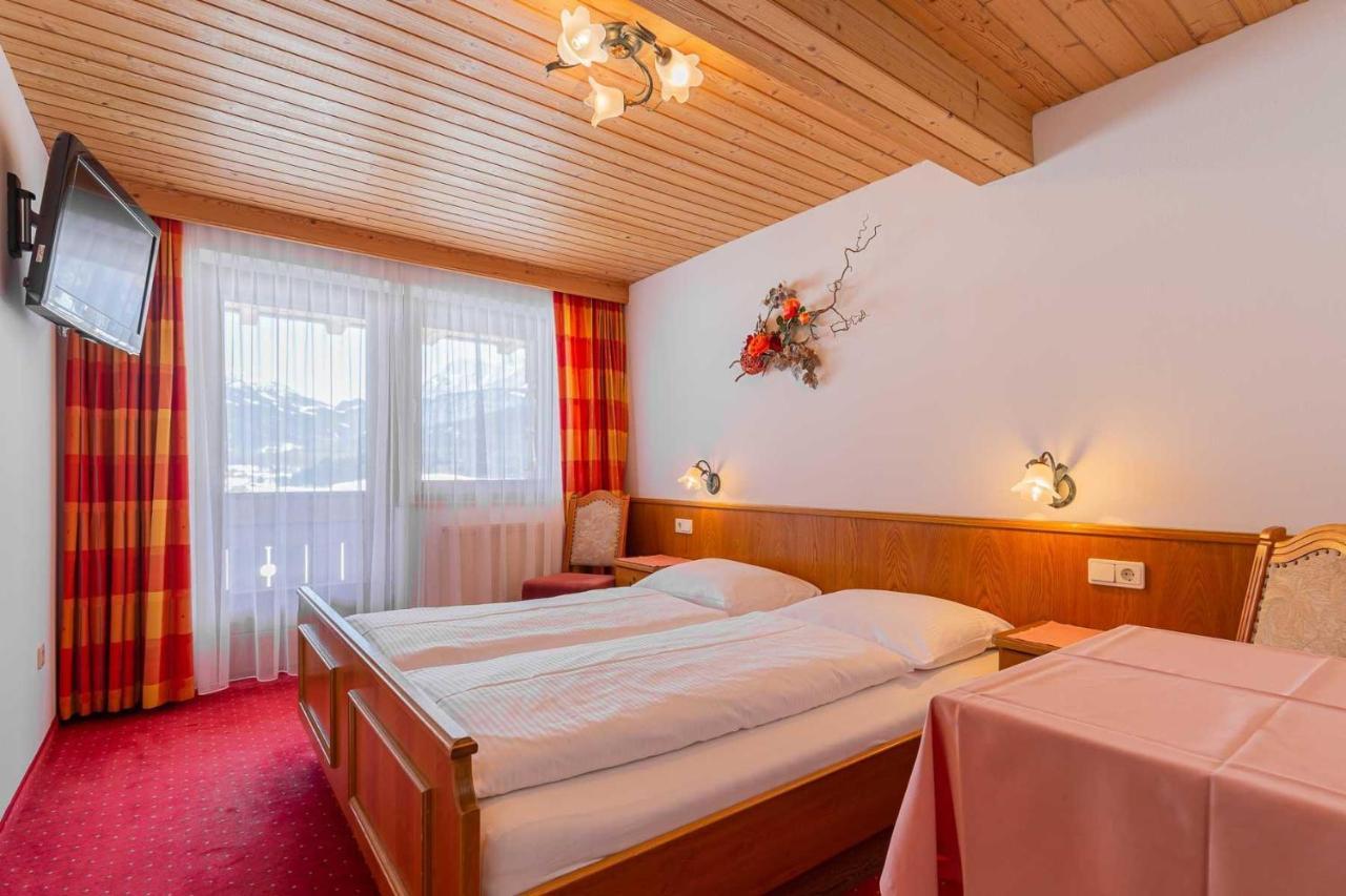 Pension Bartlhof Lermoos Exterior photo